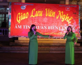 Công ty TNHH cơ điện Minh Khoa – Thành phố Hồ Chí Minh, tổ chức chương trình giao lưu văn nghệ và đốt lửa trại truyền thống với chủ đề “Ấm tình xuân biên cương”